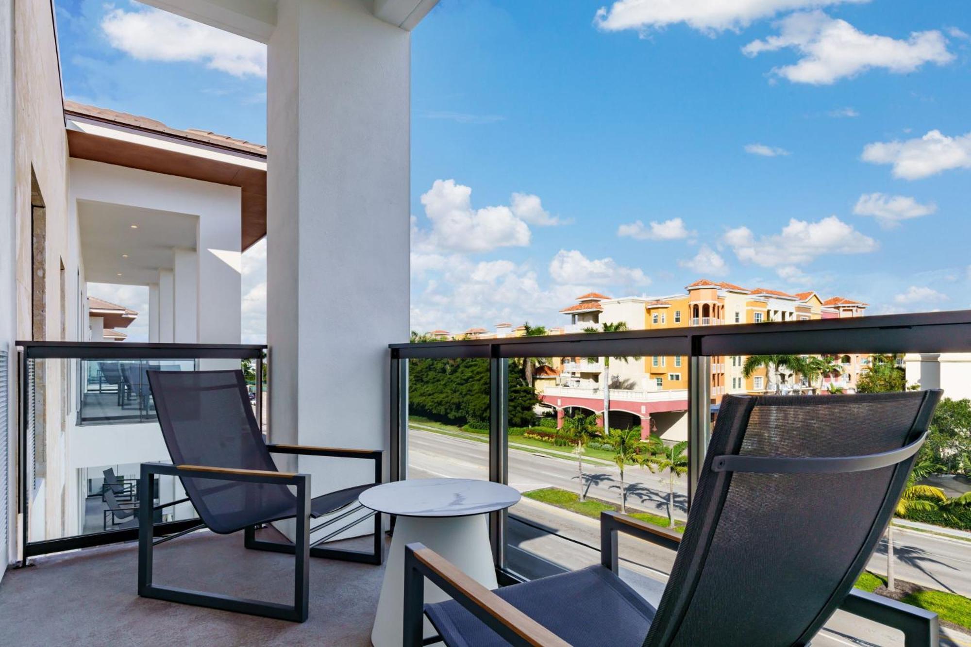Ac Hotel By Marriott Naples 5Th Avenue المظهر الخارجي الصورة