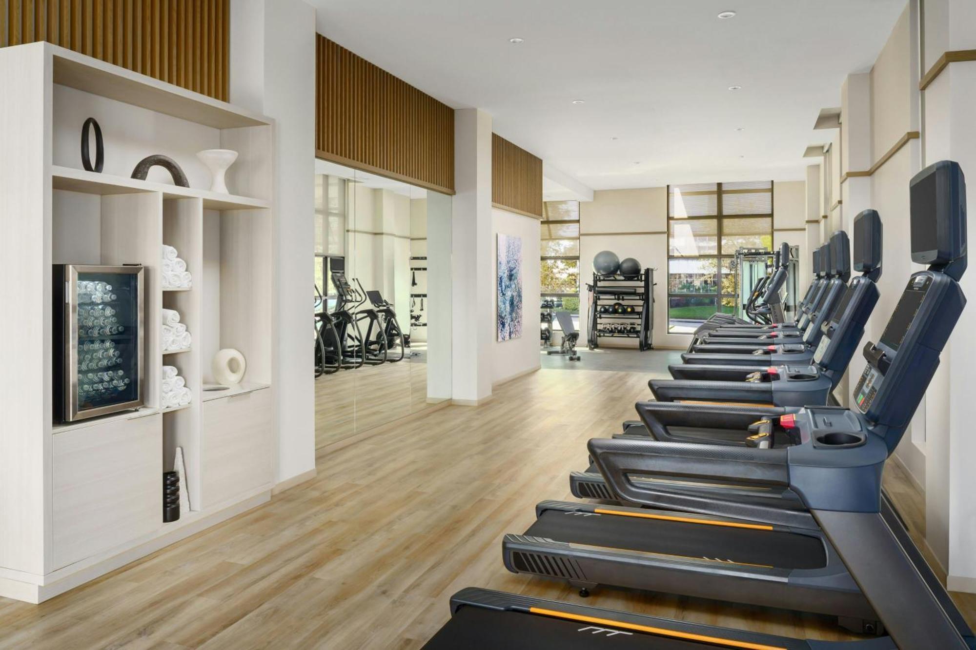 Ac Hotel By Marriott Naples 5Th Avenue المظهر الخارجي الصورة